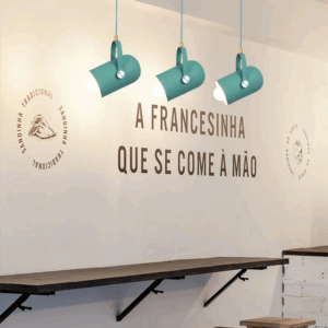 Plafonnier coloré  métallique suspendu