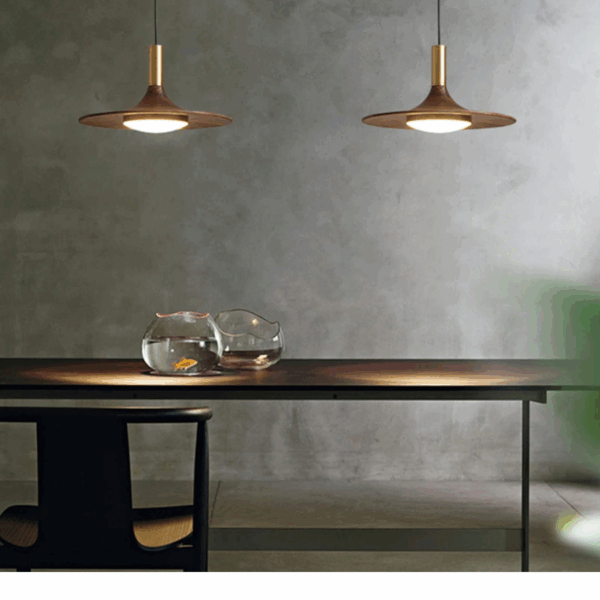 Plafonnier en métal avec design créatif hju 2025 05 30T104731.340