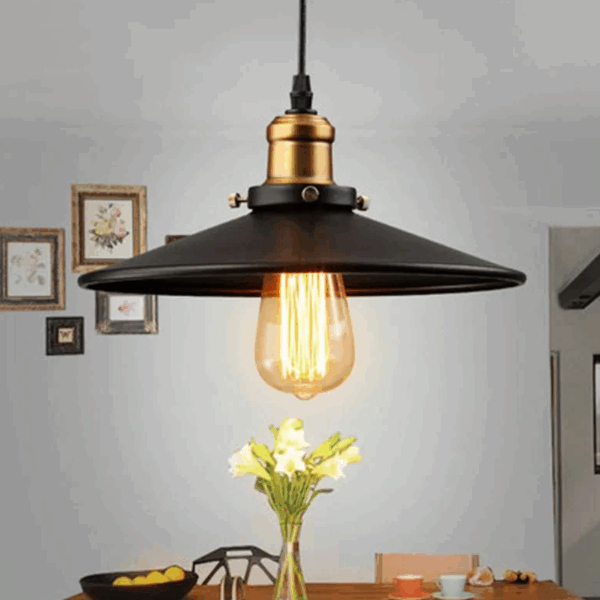 Plafonnier noir industriel suspendu hju 2025 06 03T134534.498