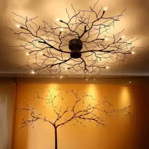 Plafonnier en fer à LED, style branche d'arbre, dans une pièce aux couleurs orangées