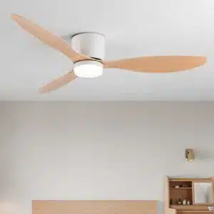 Ventilateur de plafond LED moderne sur fond gris