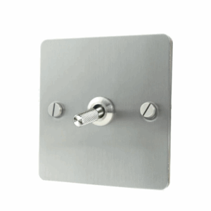 Interrupteur design argenté avec un levier à bascule, de forme carré